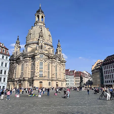 Frauenkirche 8 Personen アパート *